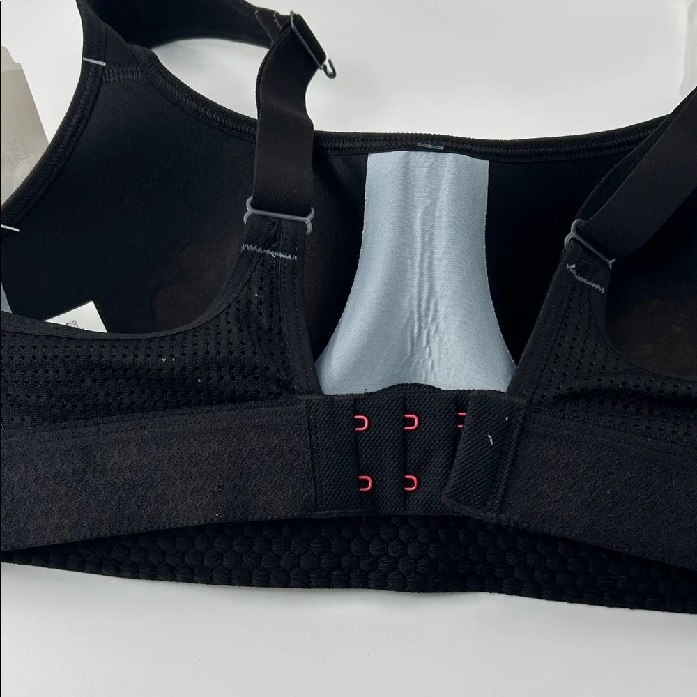 Seamless Black Comfort Bra - Picture 7 of 16